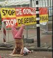 Turi eerder dit jaar in actie tegen de ITEC-wapenbeurs in A'dam (foto: Krijtje)