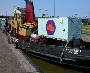 Women on Waves en de Langenort voor de afvaart in Nederland