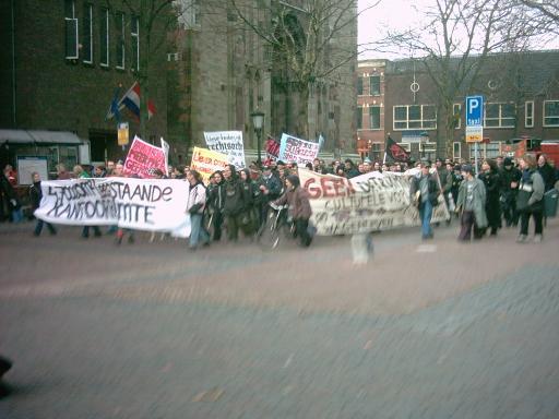 even stilstaan bij de dom