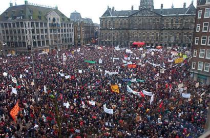 Demonstratie in Amsterdam 10 april 2004