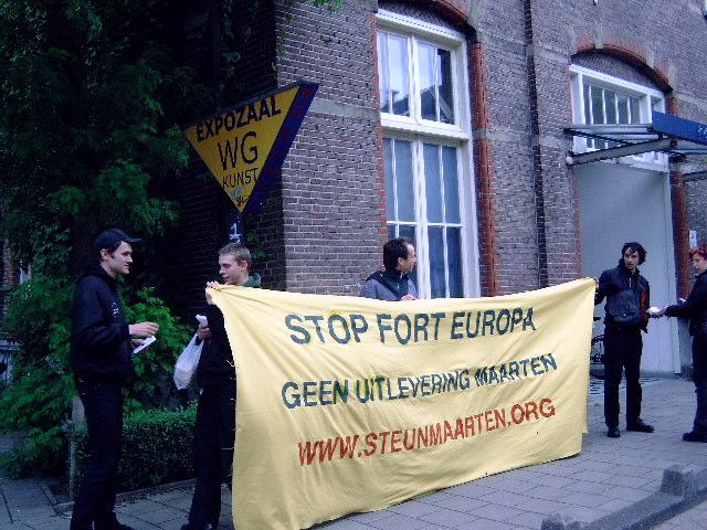 spandoek bij de kunstopening