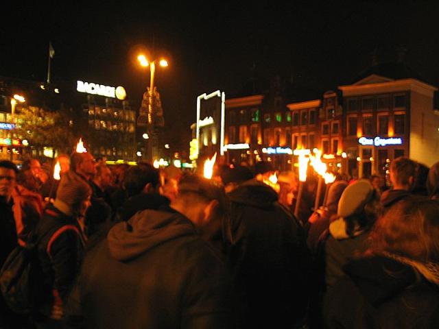 Ongeveer 200 mensen bij de herdenking