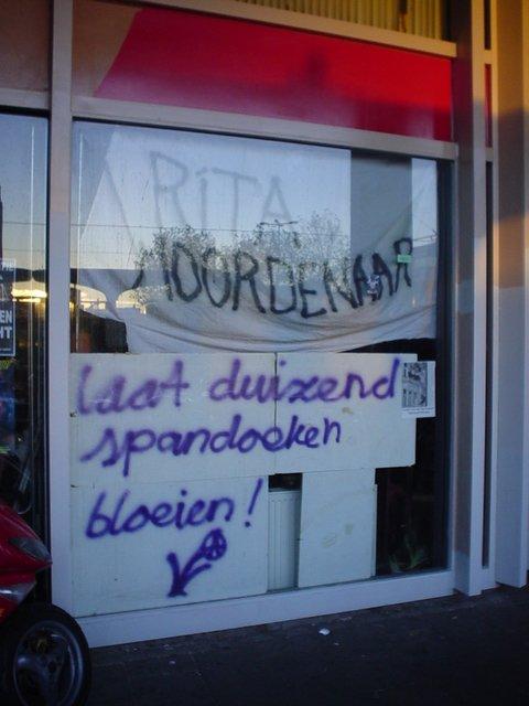 laat duizend spandoeken bloeien!