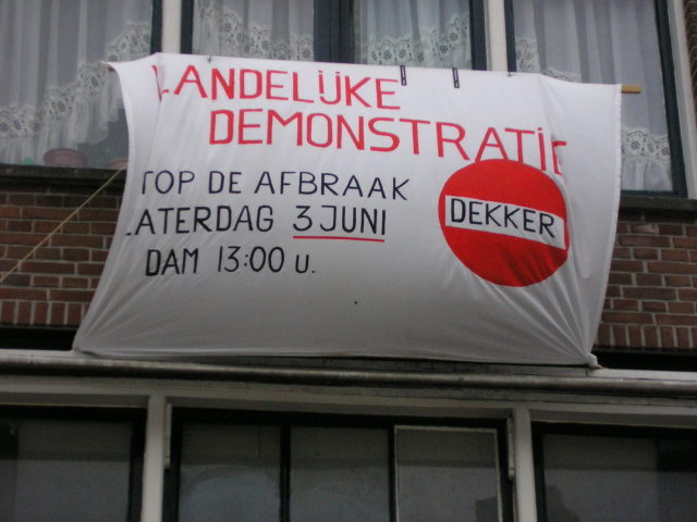 Spandoek 3 juni Stop Dekker