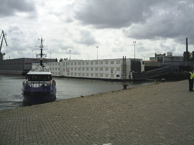 bajesboot en politieboot