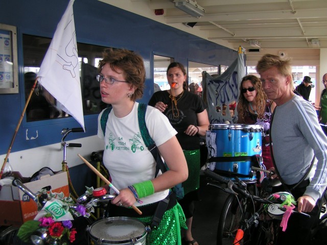 sambaband op veerboot