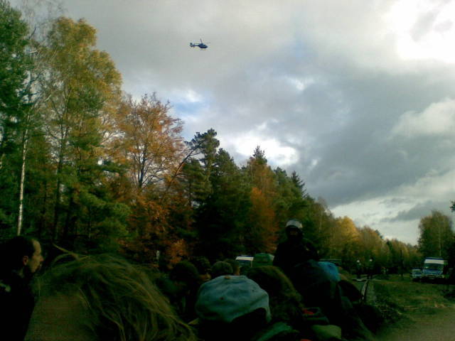 Grunhagen, politieheli boven spoorblokkade