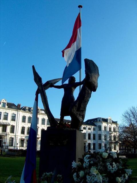 Het Hannie Schaft monument (foto: NCPN & CJB)