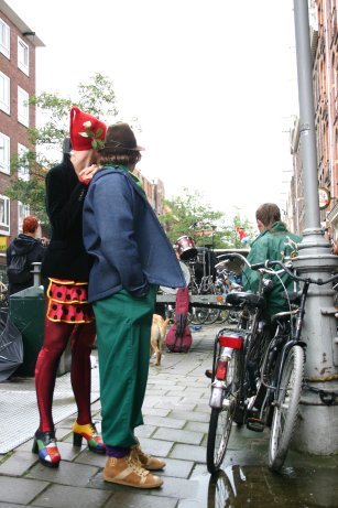 Bont Volk uit de Buurt