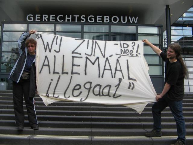 spandoek, mocht helaas niet mee naar binnen