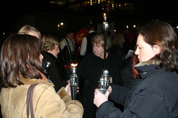 vuur tegen het fascisme