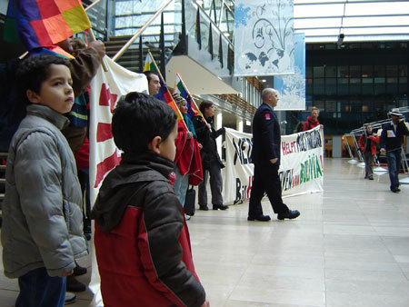 Boliviaanse jeugd in aktie