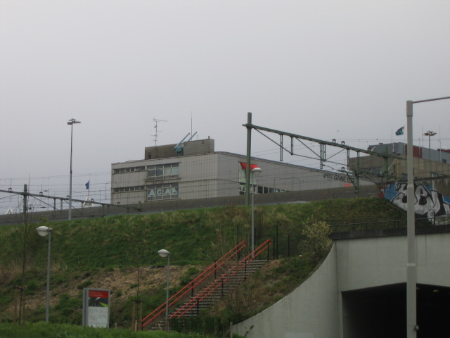 Zijkant - zicht vanuit politiebureau