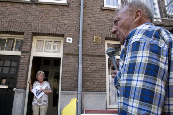 Ome Chris van 84 mag oprotten van Eigen Haard