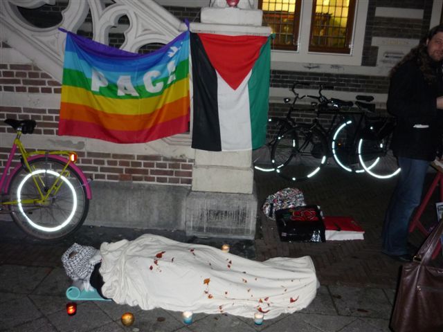 die in voor het stadhuis