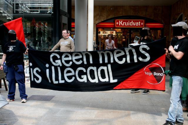 Geen mens is illegaal!!!!