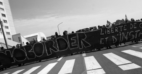 No borders! Burn all prisons!