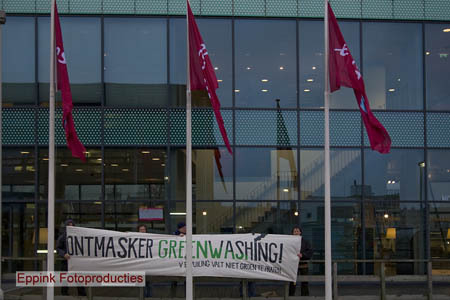 Protest voor Hoofdkantoor sponsor