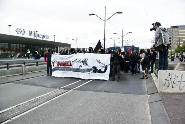 Crowd as it leaves the station