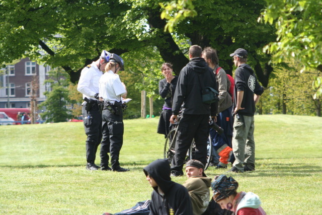 Zeikende politie.