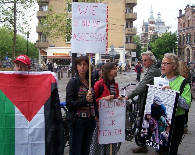 demo bij CIDI debat