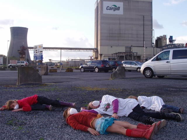 Die-in