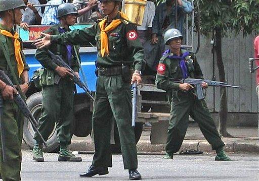 Birma protest van 2007 gewelddadig beindigd met behulp van Oekraense wapens