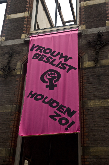 Spandoek op oud kraakpand de Illusie