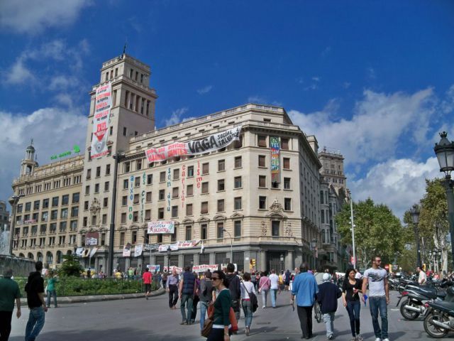 bank squatted for the general strike