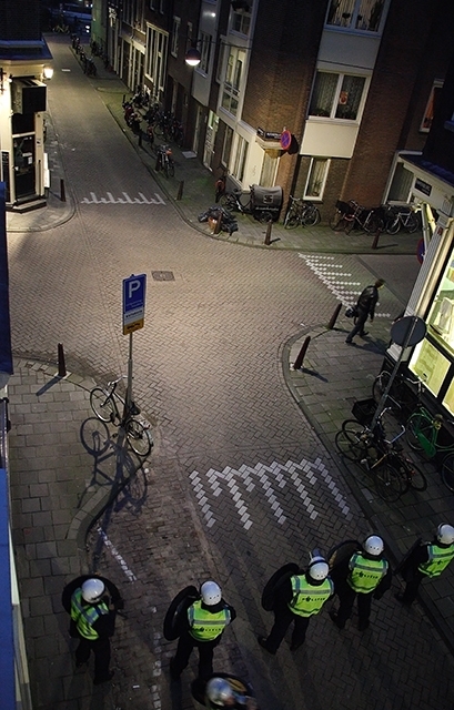 En ook al heeft de straat een hekel aan je gewoon blijven staan ook al is er nik