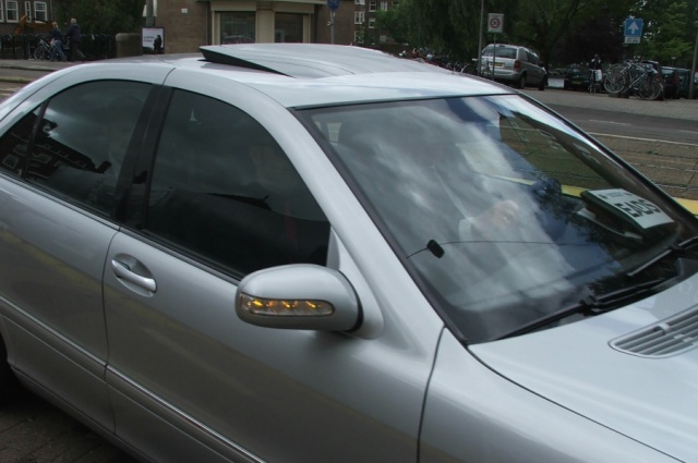 EADS mensen krijgen natuurlijk een dikke auto