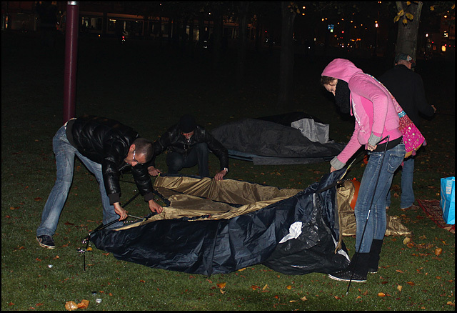 Occupy Museumplein wordt afgebroken