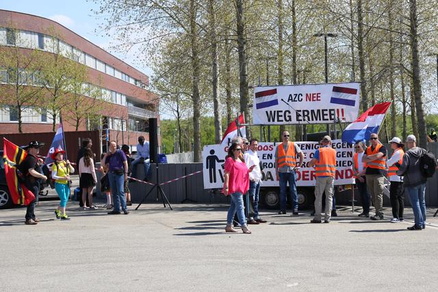 Andi van Heim, Anja Wagensveld, Florens van der Kooi, Robert Schaap, Voorpost NL