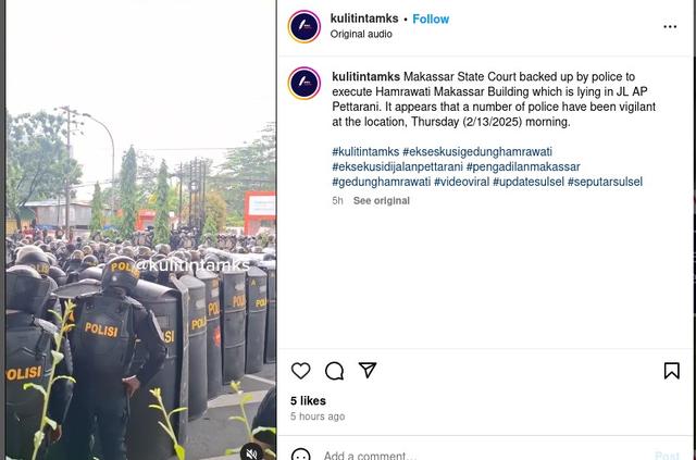 instagram post met foto met een muur van politie schilden